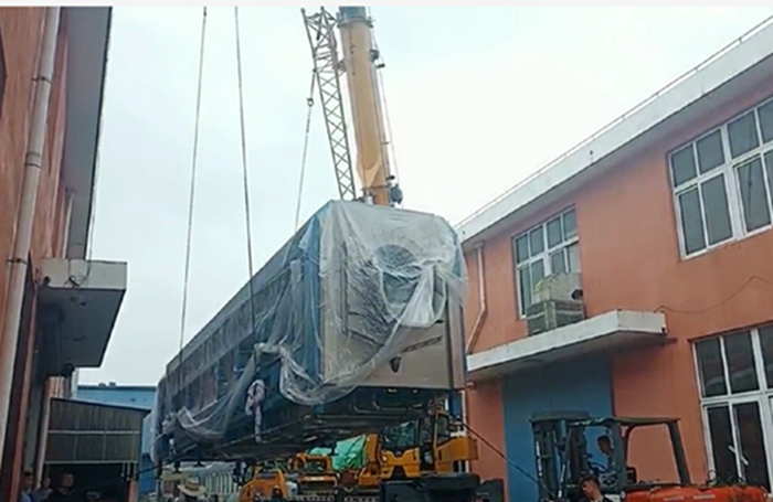 6月27、28日 百?gòu)?qiáng)洗滌龍等洗滌設(shè)備發(fā)貨四川